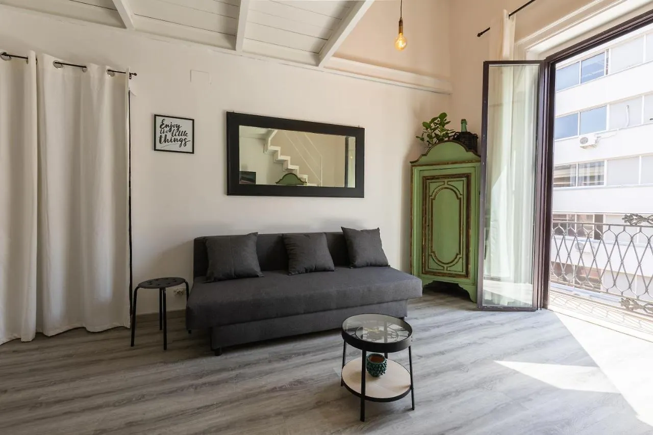 Elly Holiday House Palermo 0*,